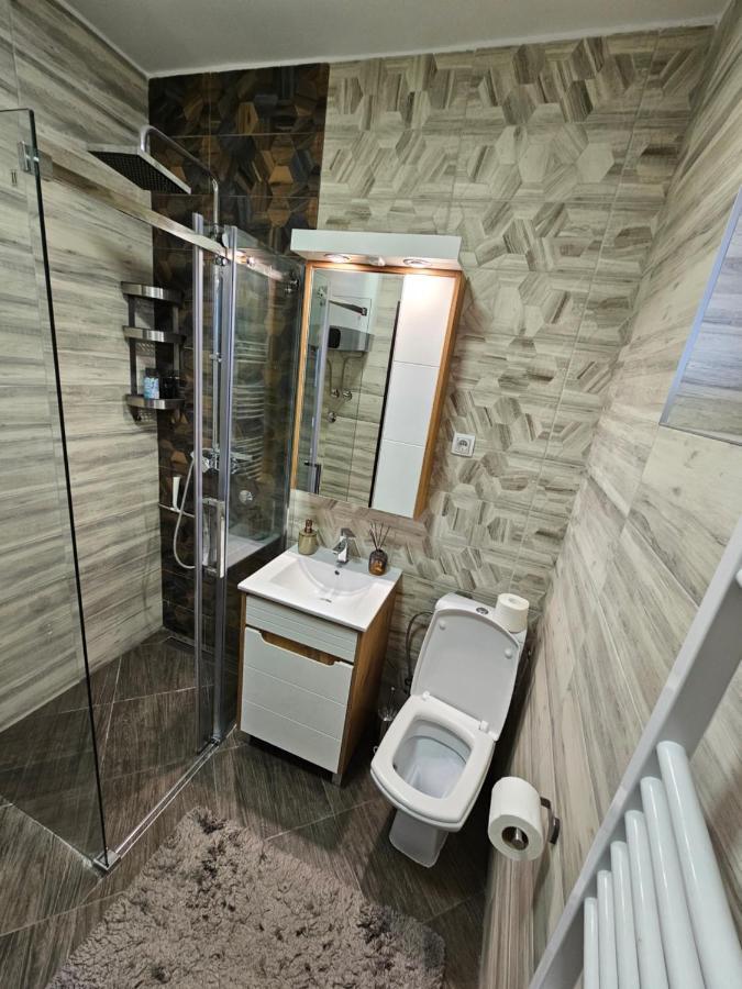 Aerovista Apartment Surcin ภายนอก รูปภาพ
